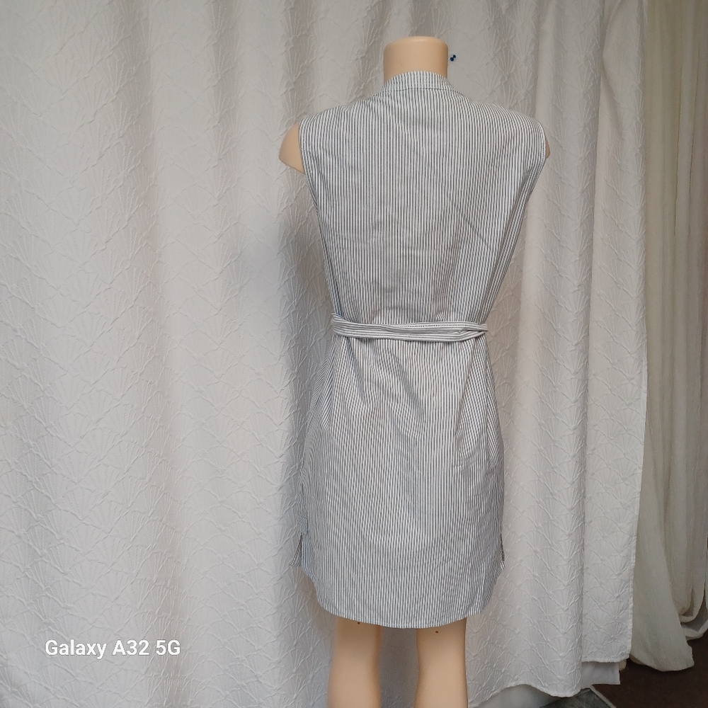 Vineyard Vines  Women Size 8 Blue Striped Mini Dress - Picture 11 of 16